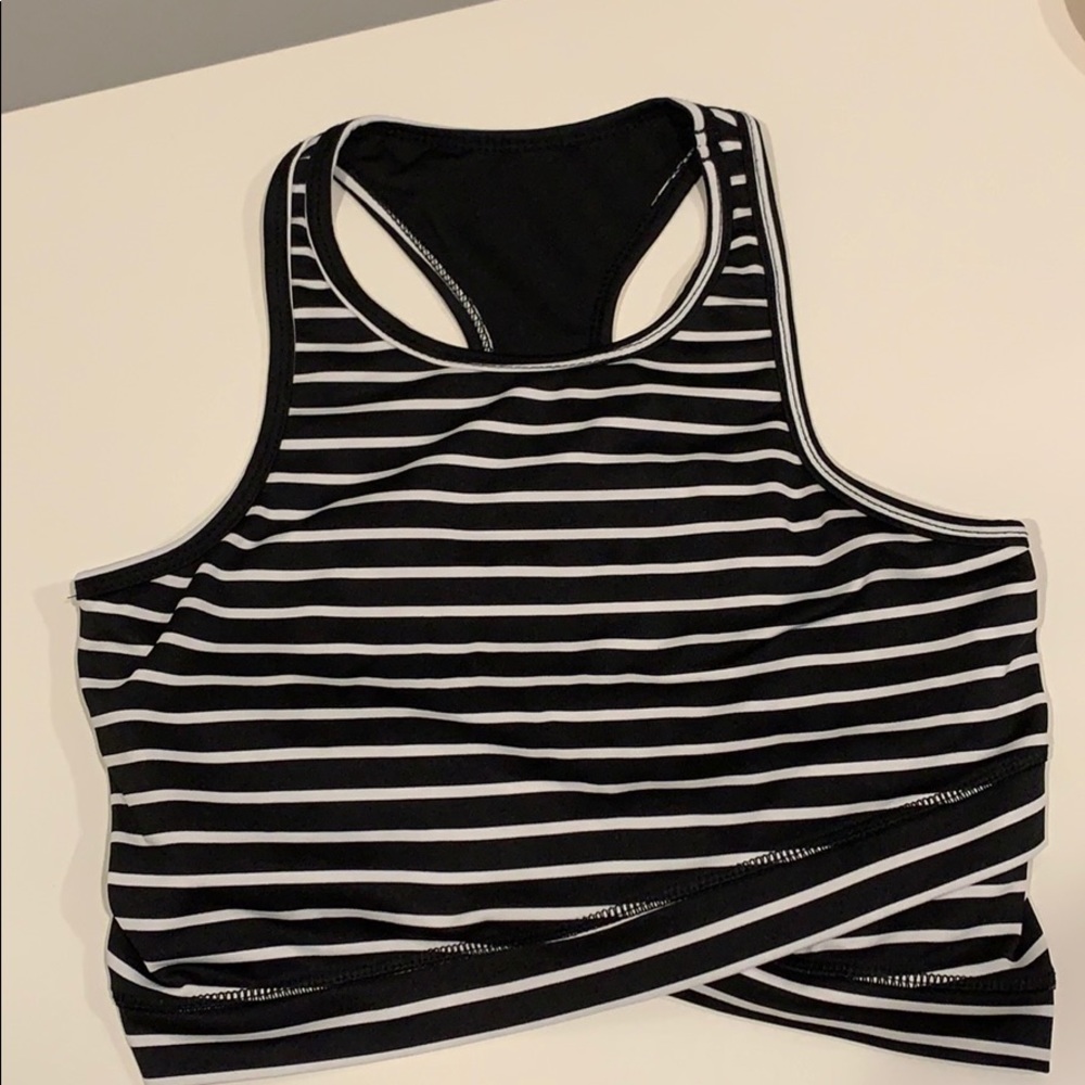90 Degrees Crop top